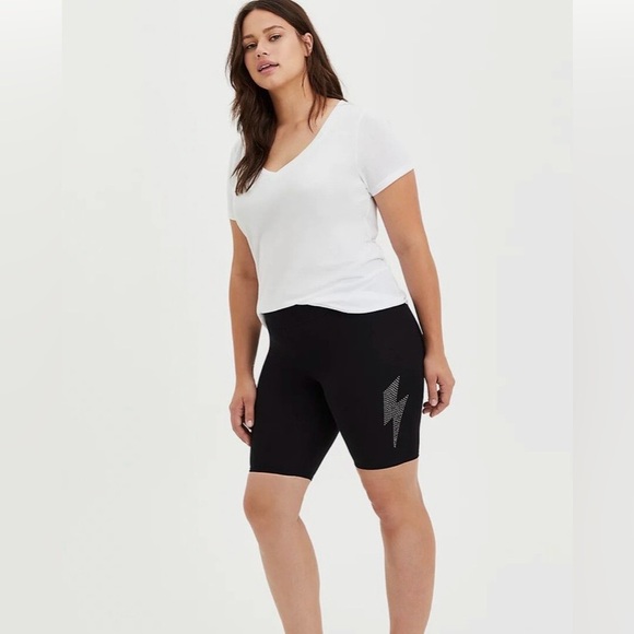 torrid Pants - Torrid black lightning bolt biker short size 4X